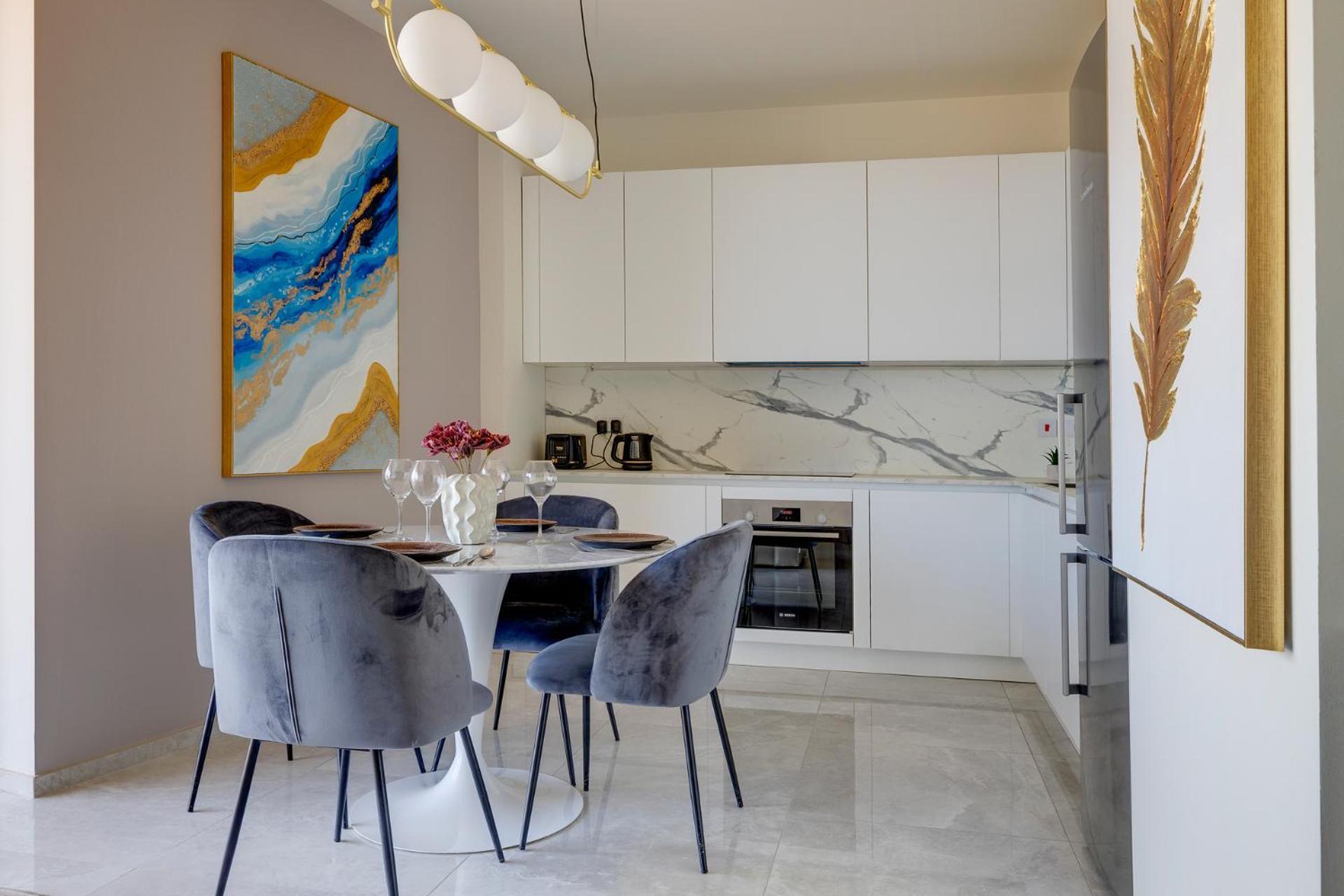 Apartment Superlative In Mercury Towers Saint Julian's